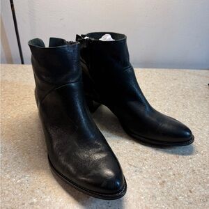 Elegant Black Paul Green “Echt Leder” Leather Ankle Boots